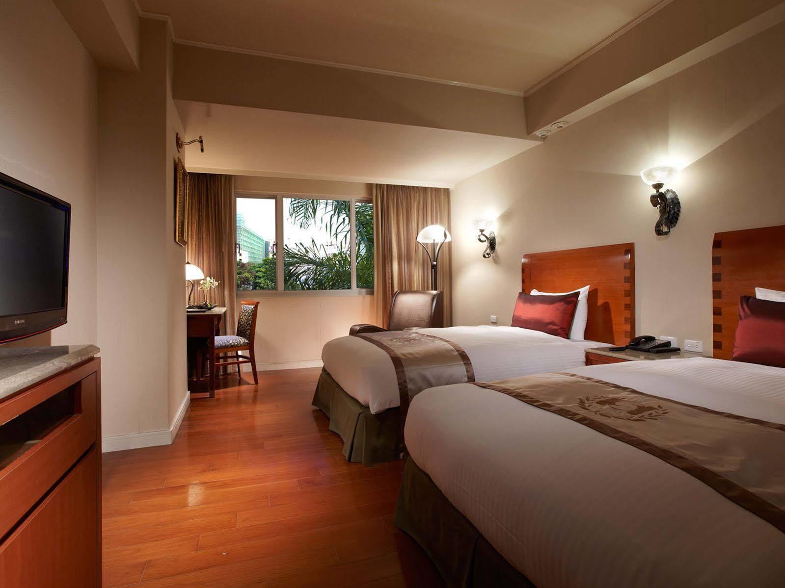 Hualien Charming City Hotel Exterior photo