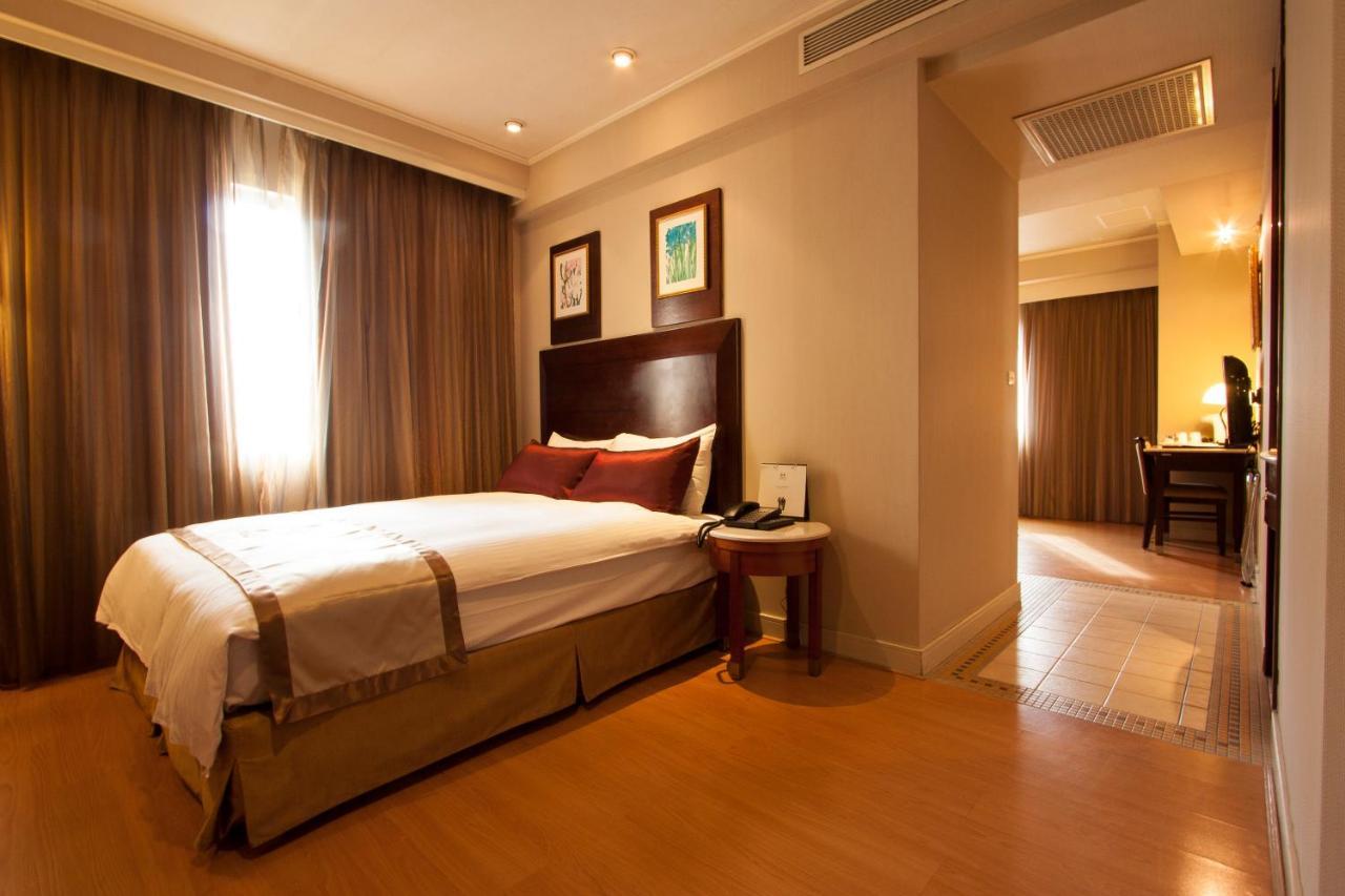 Hualien Charming City Hotel Exterior photo